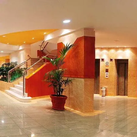 فندق Obelisco 4*